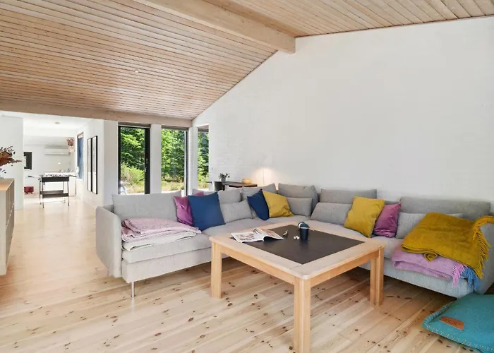 4 Bedroom Beautiful In